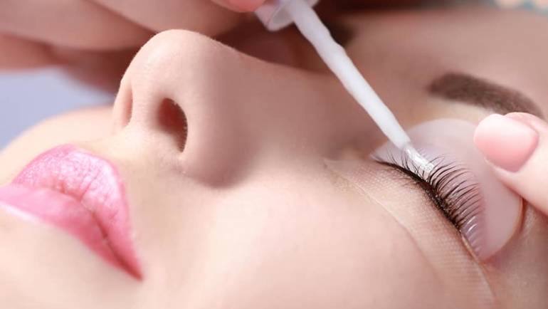 Lash-lift-rehaussement-de-cils-1-min-1.jpg